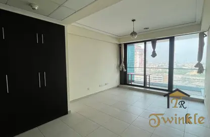 Apartment - Studio - 1 Bathroom for rent in Goldcrest Views 2 - JLT Cluster J - Jumeirah Lake Towers - Dubai