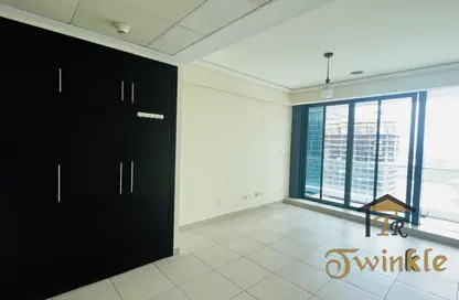 Apartment - 1 Bathroom for rent in Goldcrest Views 2 - JLT Cluster J - Jumeirah Lake Towers - Dubai