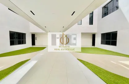 Apartment - 2 Bedrooms - 3 Bathrooms for rent in Muwaileh Commercial - Sharjah