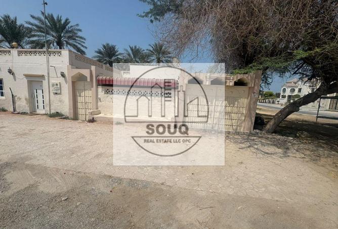 4 BR Villa with 6450 Sqft in Northern Emirates
