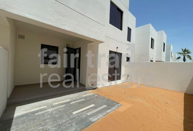 71124259 - Property Image 3