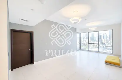 Apartment - 1 Bedroom - 2 Bathrooms for rent in Bahwan Tower Downtown - Downtown Dubai - Dubai