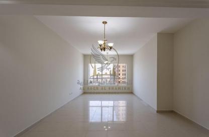 Apartment - 3 - 4 for rent in Al Qasba Downtown - Al Qasba - Sharjah