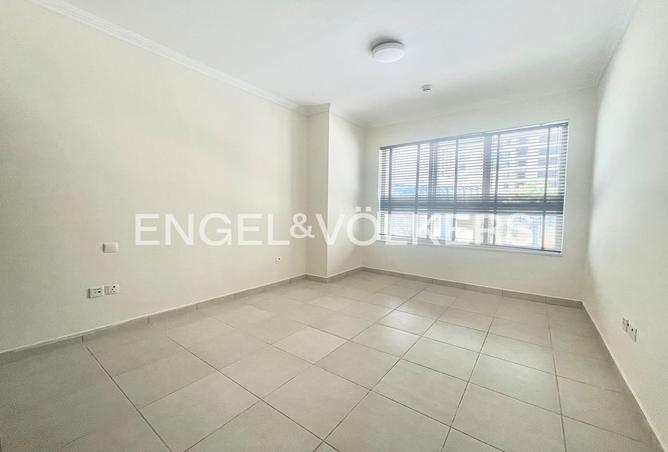 143742398 - Property Main Image
