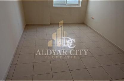 Apartment - 2 Bedrooms - 2 Bathrooms for rent in Al Rumailah building - Al Rumailah 2 - Al Rumaila - Ajman
