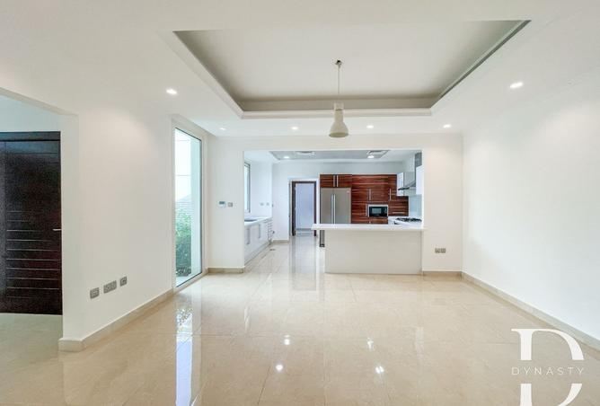 132021445 - Property Image 3