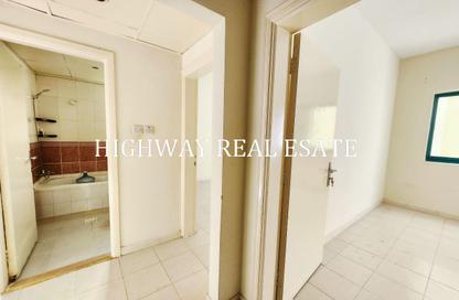 Apartment - 2 Bedrooms - 1 Bathroom for rent in Street 20 - Al Nahda - Sharjah