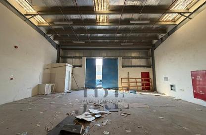 Warehouse - Studio - 1 Bathroom for rent in Al Sajaa Industrial - Al Sajaa - Sharjah
