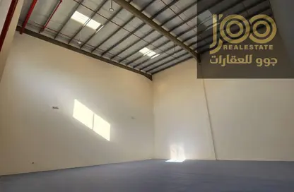 Warehouse - Studio - 1 Bathroom for rent in Umm Al Thuoob - Umm Al Quwain