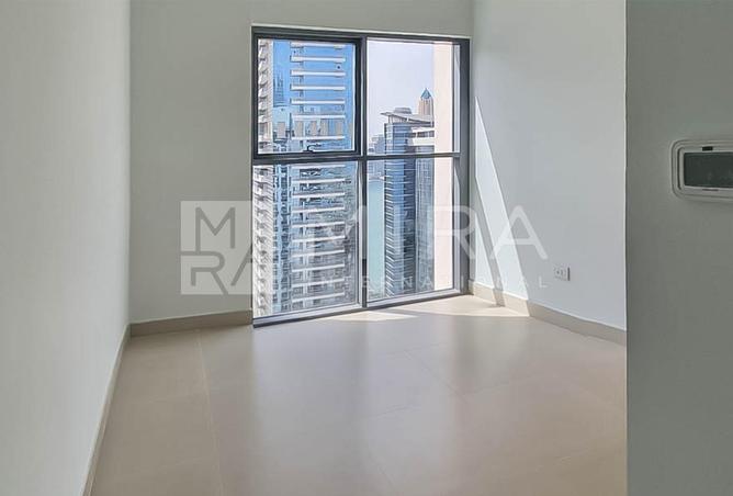 High Floor | Ready to Move | Bright photo 3