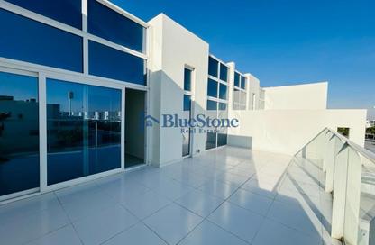 Townhouse - 4 - 5 for rent in Sanctnary - Damac Hills 2 - Dubai Townhouse - 4 - 5 for rent in Sanctnary - Damac Hills 2 - Dubai