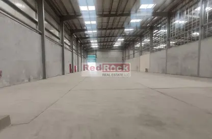 Warehouse - Studio - 3 Bathrooms for rent in Al Quoz Industrial Area 1 - Al Quoz Industrial Area - Al Quoz - Dubai