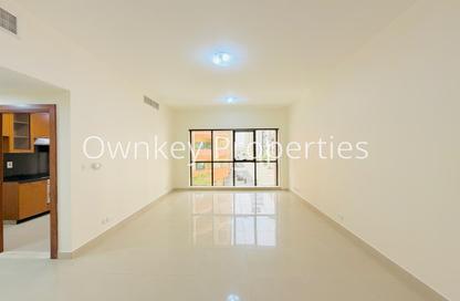 Apartment - 4 Bedrooms - 4 Bathrooms for rent in Golden Sands 9 - Mankhool - Bur Dubai - Dubai
