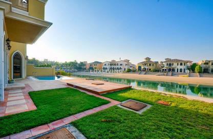 Villa - 4 Bedrooms - 5 Bathrooms for sale in Garden Homes Frond L - Garden Homes - Palm Jumeirah - Dubai