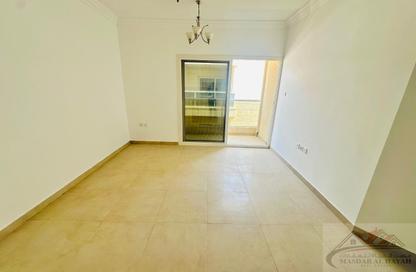 Apartment - 1 Bedroom - 2 Bathrooms for rent in Muwaileh 29 Building - Muwaileh - Sharjah