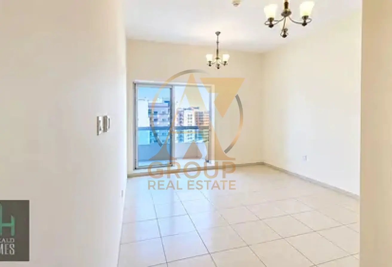 163713948 - Property Main Image