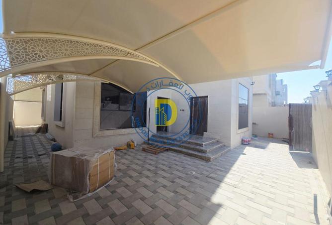 70700645 - صورة العقار 2