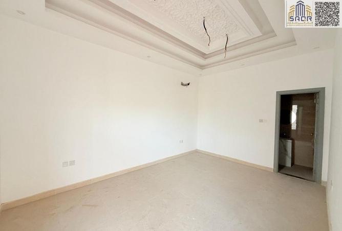 93147737 - Property Image 3