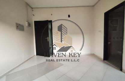 Apartment - Studio - 1 for rent in Fire Station Road - Muwaileh - Sharjah