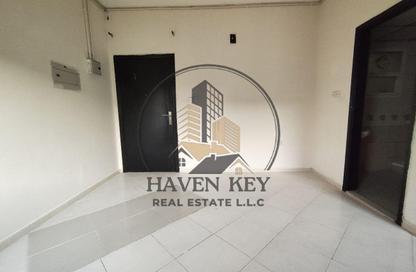 Apartment - Studio - 1 for rent in Fire Station Road - Muwaileh - Sharjah