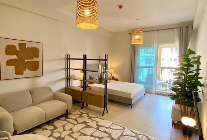 Fully Furnished | Ready to Move-in | Large Layout