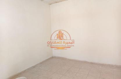 Labor Camp - Studio - 7+ Bathrooms for rent in Al Sajaa S - Al Sajaa - Sharjah