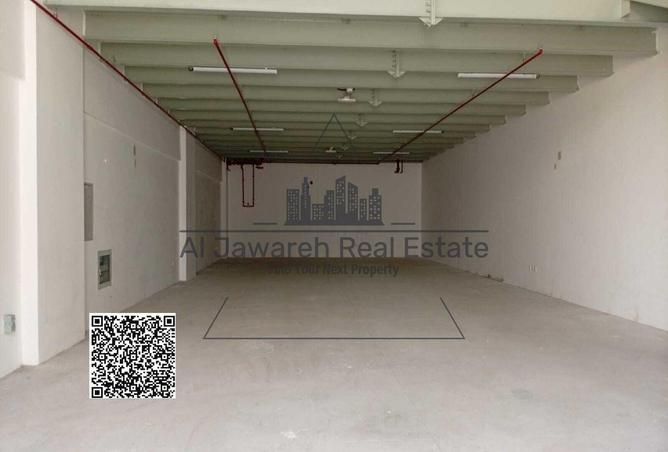 128369253 - Property Image 3