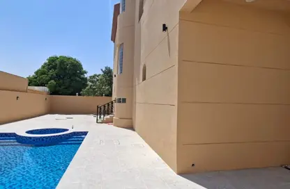Villa - 6 Bedrooms - 7 Bathrooms for rent in Al Manara - Dubai