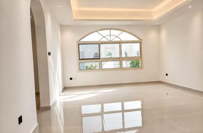 Villa - 6 - 7 for rent in Al Manara - Dubai