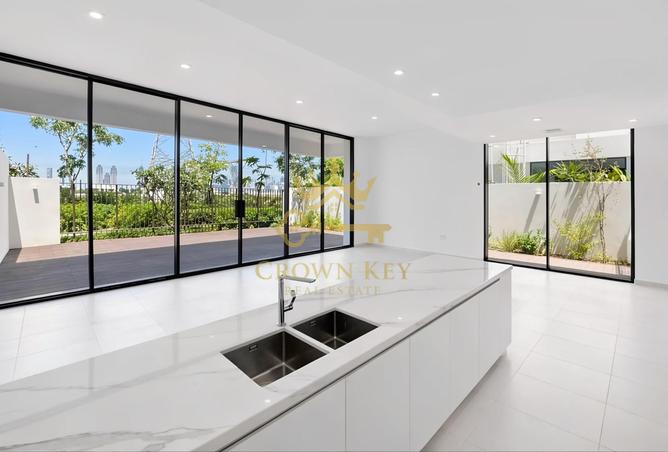 100856198 - Property Image 3