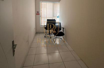 Office Space - Studio - 1 Bathroom for rent in Saeed Tower 1 - Saeed Towers - Sheikh Zayed Road - Dubai