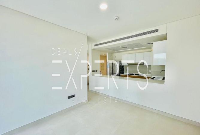 77775217 - Property Image 3