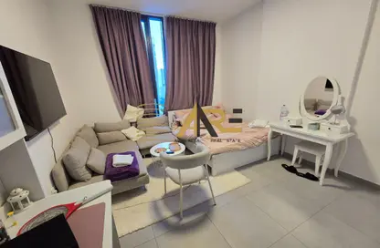 Apartment - Studio - 1 Bathroom for rent in East Village - Aljada - Sharjah