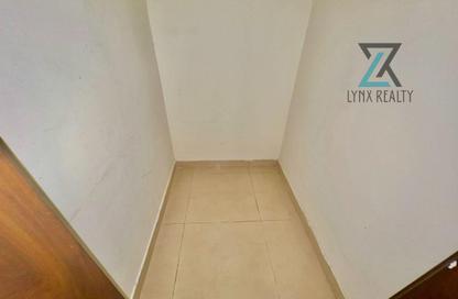 Apartment - 1 - 2 for rent in Oud Metha - Bur Dubai - Dubai