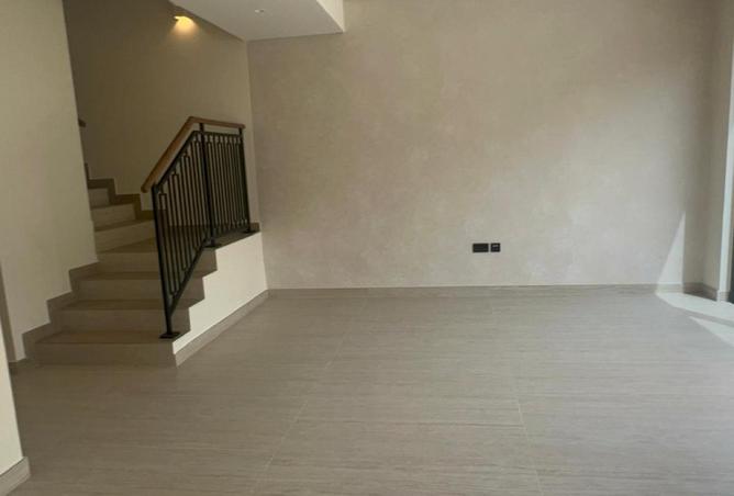 98254958 - Property Image 2