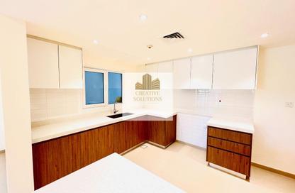 Apartment - 1 Bedroom - 1 Bathroom for rent in The Gardens Buildings - The Gardens - Dubai Apartment - 1 Bedroom - 1 Bathroom for rent in The Gardens Buildings - The Gardens - Dubai
