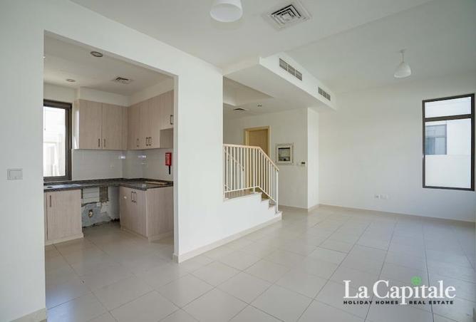 73862911 - Property Image 3