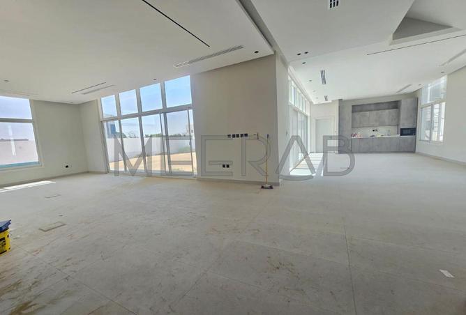 77790277 - Property Image 3