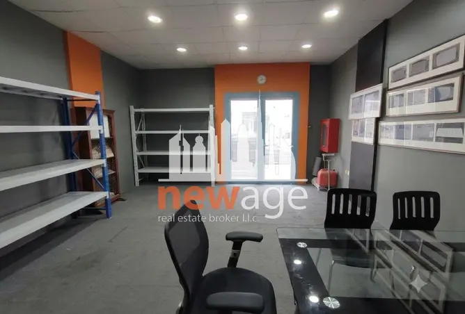 122001818 - Property Image 2