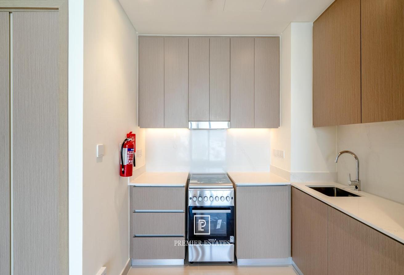 Brand New 2BR | Villa View | Kitchen Appliances photo 6