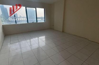Apartment - 3 Bedrooms - 3 Bathrooms for rent in Al Majaz 1 - Al Majaz - Sharjah