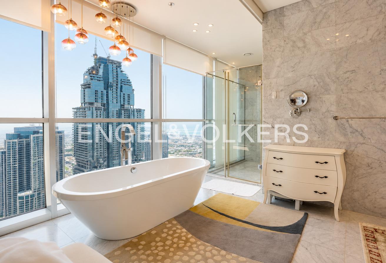 Penthouse | Private Pool | Burj Khalifa View photo 17