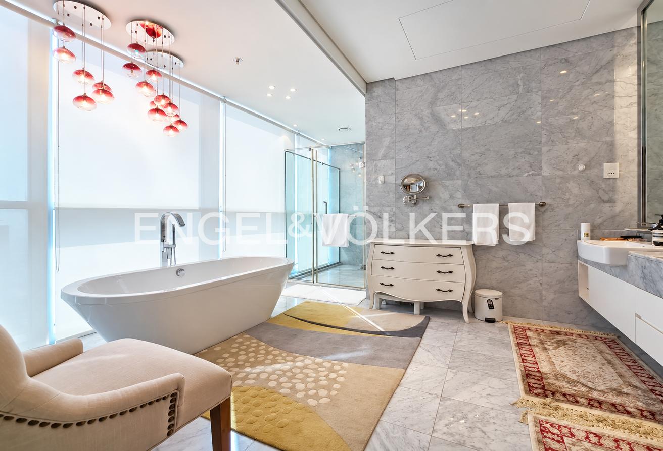 Penthouse | Private Pool | Burj Khalifa View photo 20