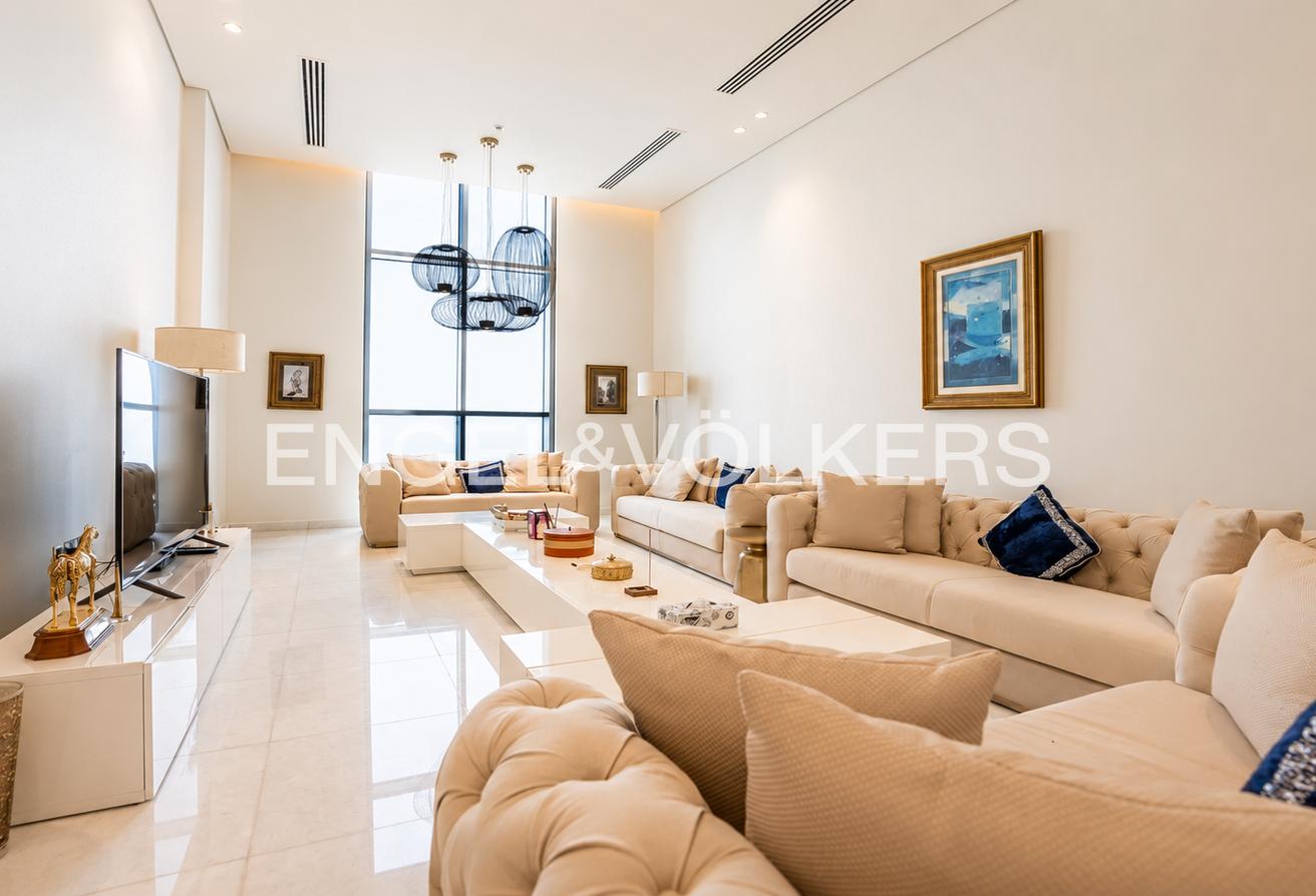 Penthouse | Private Pool | Burj Khalifa View photo 6