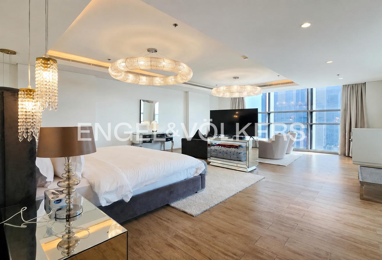 Penthouse | Private Pool | Burj Khalifa View photo 19