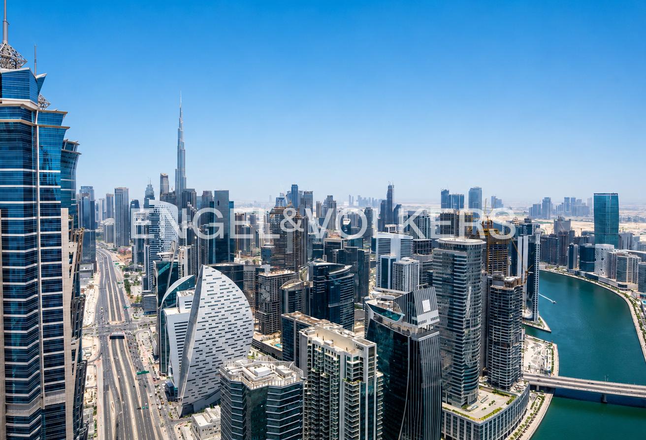 Penthouse | Private Pool | Burj Khalifa View photo 11