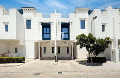 Villa - 5 Bedrooms - 6 Bathrooms for rent in Palma Residences - Palm Jumeirah - Dubai