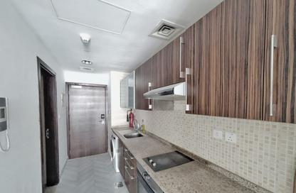Apartment - Studio - 1 Bathroom for rent in Goldcrest Executive - JLT Cluster C - Jumeirah Lake Towers - Dubai