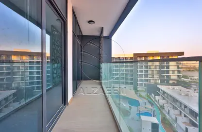 Apartment - 2 Bedrooms - 2 Bathrooms for sale in The Gate - Masdar City - Abu Dhabi