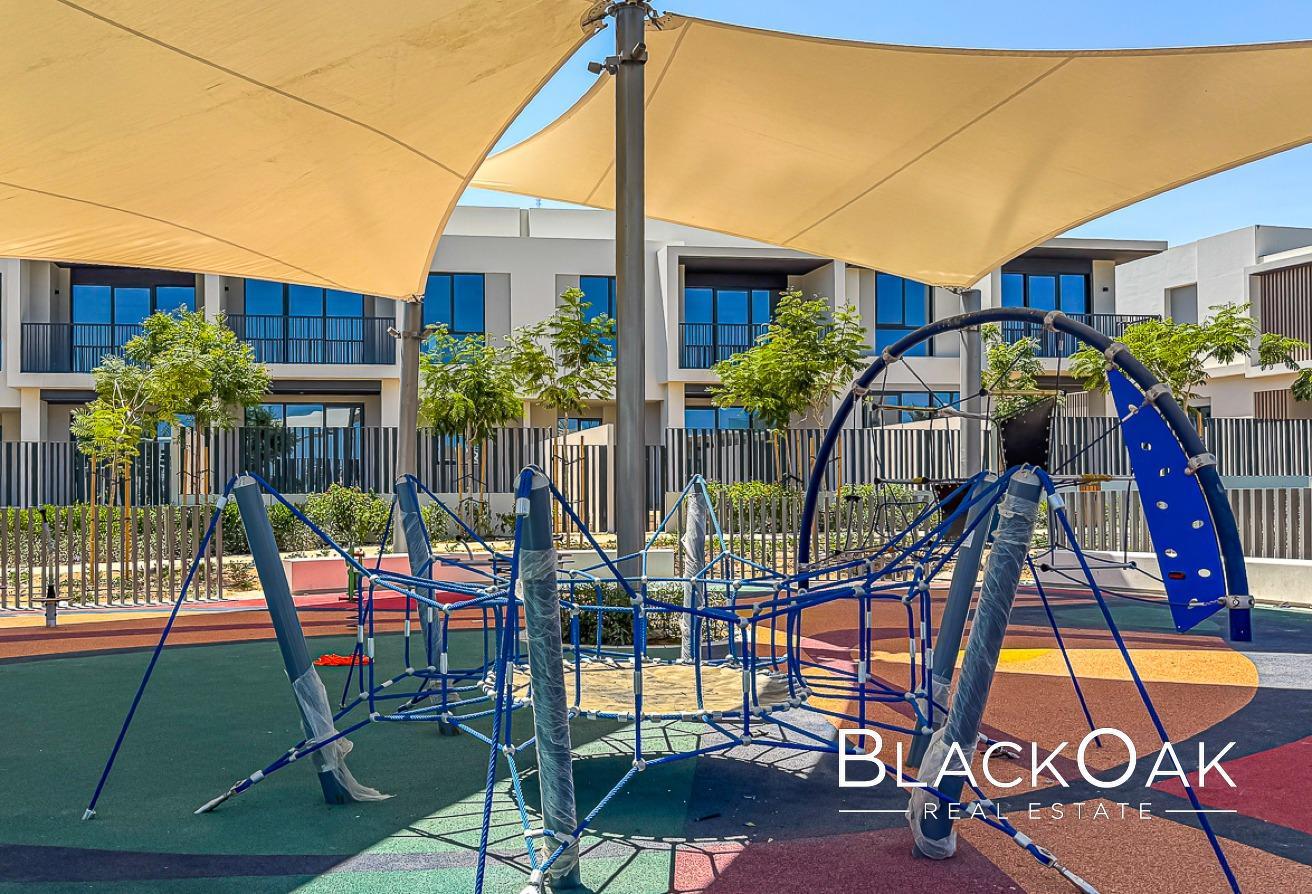 4BR Townhouse | Large Plot | Vacant | Vastu photo 26